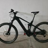 CUBE STEREO HYBRID 120 PRO