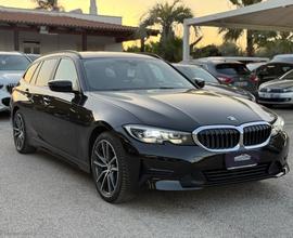 BMW 320d 48V Touring Business Advantage