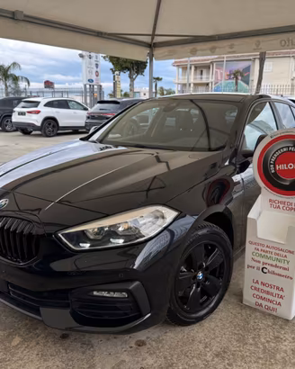 BMW 116 d 5p. AUT. DARK NIGHT - MY21