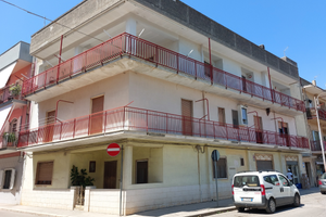 Appartamento Palagiano, Via Appia 21, 1° piano