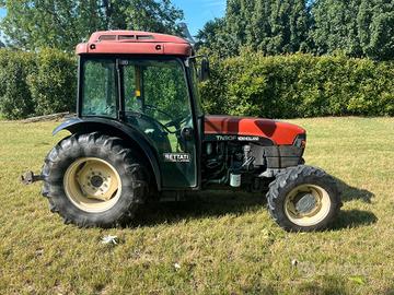 Trattore usato New Holland TNF90