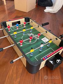 Calcetto balilla da tavolo