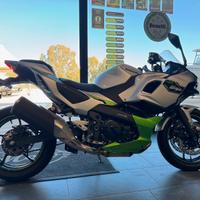 Kawasaki Ninja Z 7 Hybrid - 2024