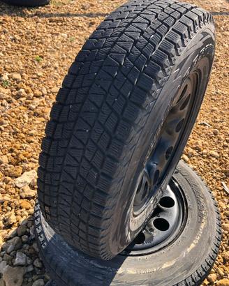 Cerchi e gomme suzuki