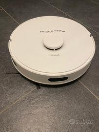 Robot aspirapolvere e lava pavimento