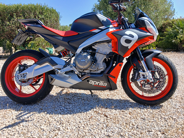 Aprilia tuono 660