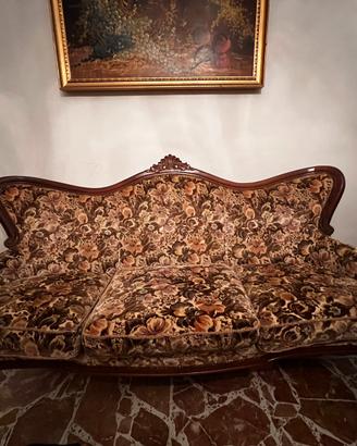 Divano 3 posti stile Novecento