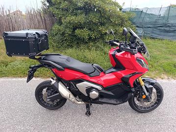 Honda x adv 750