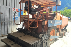 Vibrofinitrice Marini P 176