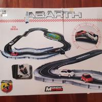 Pista Mondo Motors Fiat 500 Abarth.