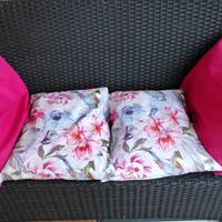 Cuscini da esterno per divanetto