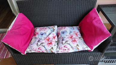 Cuscini da esterno per divanetto