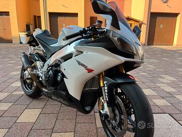 Aprilia RSV4 aprc