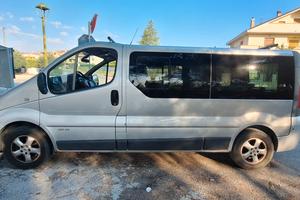 renault trafic black edizione 9p
