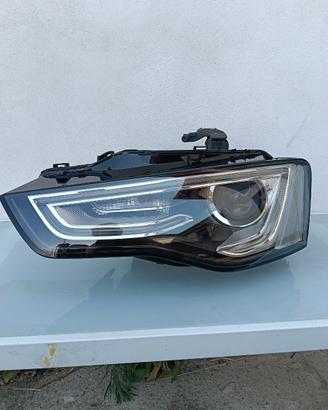 Fanale anteriore sx audi A5 8T