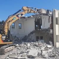 Escavatore quintali 200 con frantumatore rotante