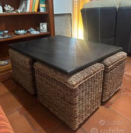 Tavolino da salotto con 4 pouf in vimini/giacinto