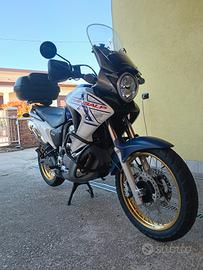 Honda transalp 700
