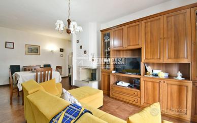 APPARTAMENTO CON 3 CAMERE E DOPPI SERVIZI !!