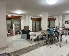 Locale garage deposito 195 mq | teverola aversa