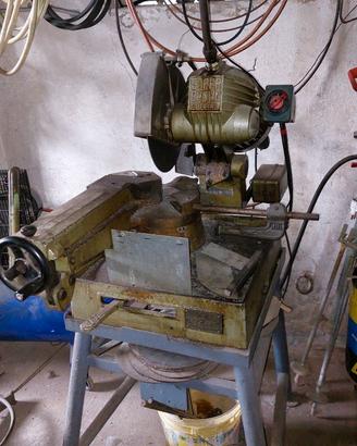 Sega per ferro, taglierina