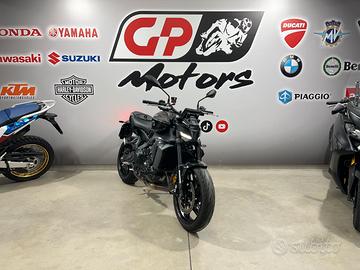 Yamaha MT-09 ABS 2000KM 2024 GARANZIA FINO AL 2027