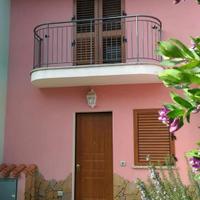 PORTO PINO Villetta a due passi dal mare