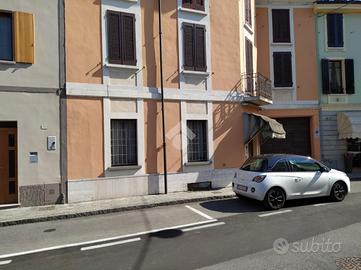 CASA DI CORTE A PRALBOINO