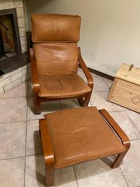 Poltrona IKEA con poggiapiedi