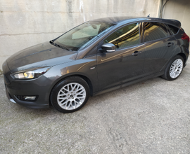 Ford Focus St Line 1.0 Ecoboost
