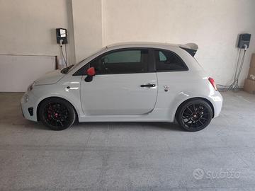 Abarth 595 / 19.500 km – Sabelt / Alcantara / DNA