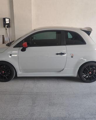 Abarth 595 / 19.500 km – Sabelt / Alcantara / DNA