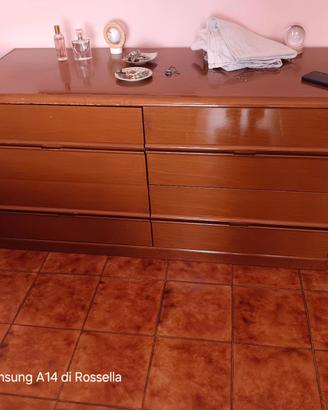 cassettiera con specchio