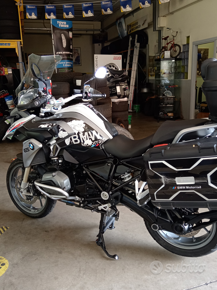 Alpine White Gs 1200 Nuovo Prezzo R 1250 Gs Bmw Gs 1200 Adventure