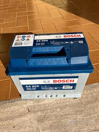 Batteria auto Bosch