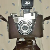 Macchina fotografica Comet con flash vintage '60