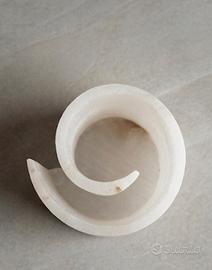 Portapenne spirale in pietra alabastro, idea regal