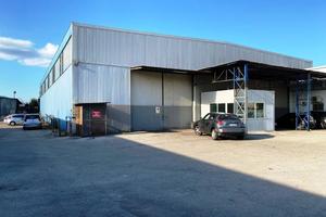 Immobile di 1200 m² con 4 locali a Pomigliano d'Ar