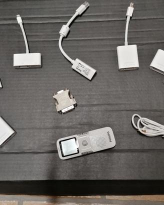 Lotto adattatori Apple Lightning/Thunderbolt 