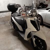 Piaggio Carnaby Cruiser 300