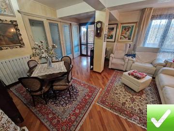 Prestigioso Appartamento + Terrazzo Corso Garibald