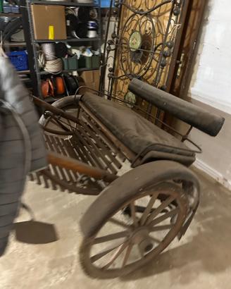 Calesse trasporto persone in legno per cavallo