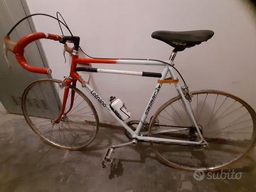 Bicicletta da corsa Legnano.