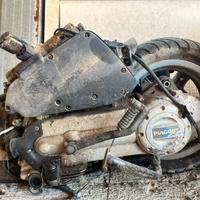Motore Piaggio hexagon 125 4t