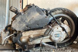 Motore Piaggio hexagon 125 4t