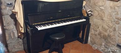 pianoforte verticale Sakura