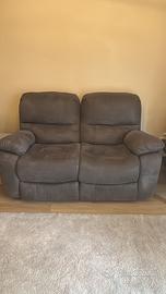 Divano 2 posti reclinab. elettr. Mondo Convenienza