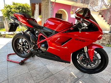 Ducati 848 Evo 2011