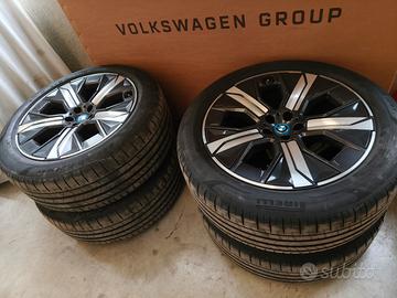 set ruote pneumatici bmw ix 255/50/21