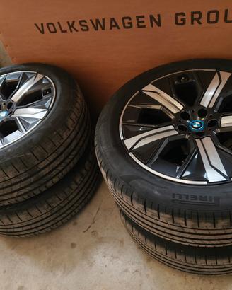 set ruote pneumatici bmw ix 255/50/21